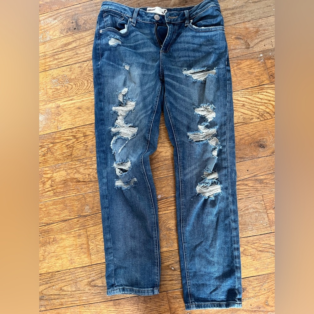 Garage ripped jeans. Sz 5